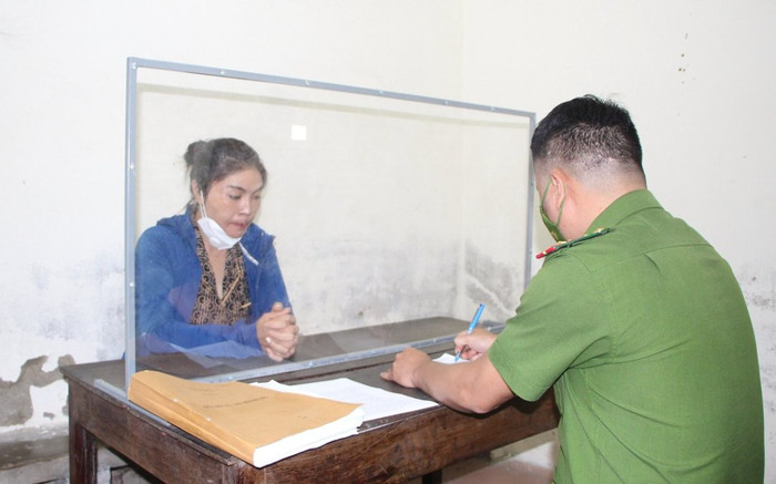 Bắt 'nữ quái' cầm đầu đường dây lô đề 75 tỉ đồng Ảnh 2