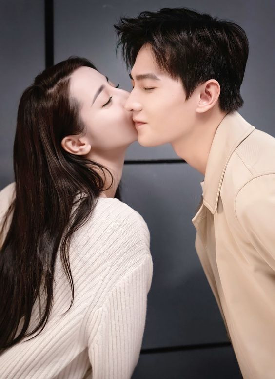 Dương Dương và Địch Lệ Nhiệt Ba từng gây sốt màn ảnh nhỏ vì tương tác quá ngọt ngào.&nbsp;