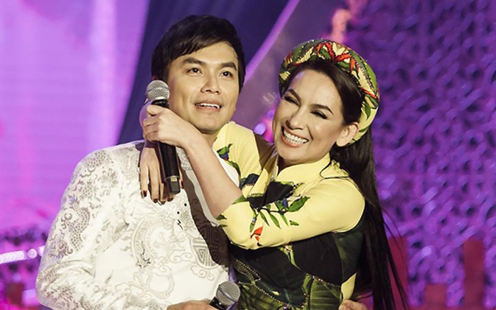 Mạnh Quỳnh và các con nuôi Phi Nhung tưởng nhớ giọng ca Bông Điên Điển, Hồ Văn Cường vắng mặt Ảnh 2