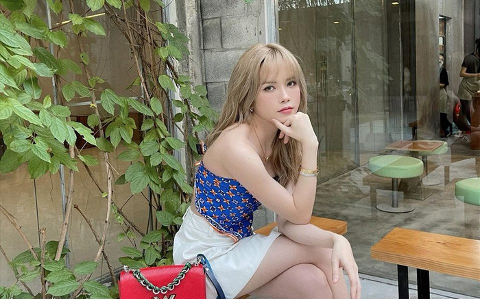 Thiều Bảo Trâm tự tin khoe chân dài 'cực phẩm': Đúng là phụ nữ đẹp khi không thuộc về ai! Ảnh 2