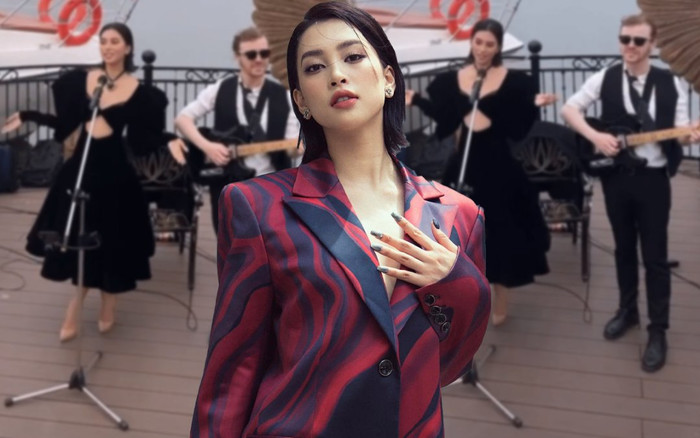 Hoa hậu Tiểu Vy lấn sân làm ca sĩ, được đầu tư hẳn sân khấu ngoài trời đẹp như mơ? Ảnh 2