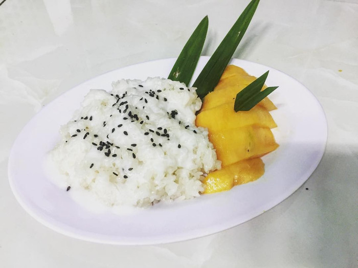 Hậu sân khấu của Milli tại Coachella 2022, Thủ tướng đề xuất xôi xoài vào di sản văn hóa Thái Lan Ảnh 6