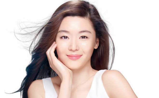 Loạt ảnh thời 'trẻ trâu' của diễn viên Hàn Quốc: Song Hye Kyo mũm mĩm, 'Mợ Chảnh' đúng chất ngổ ngáo Ảnh 6