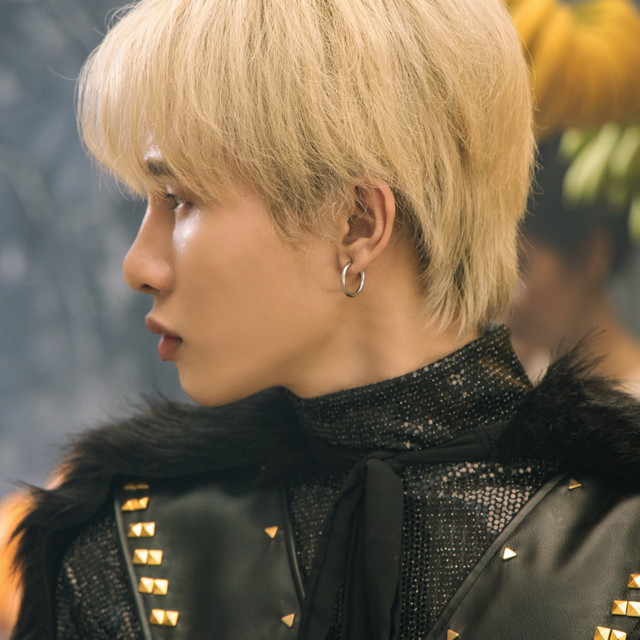 Jack - Nam ca sĩ có scandal tình ái chấn động nhất showbiz Việt.