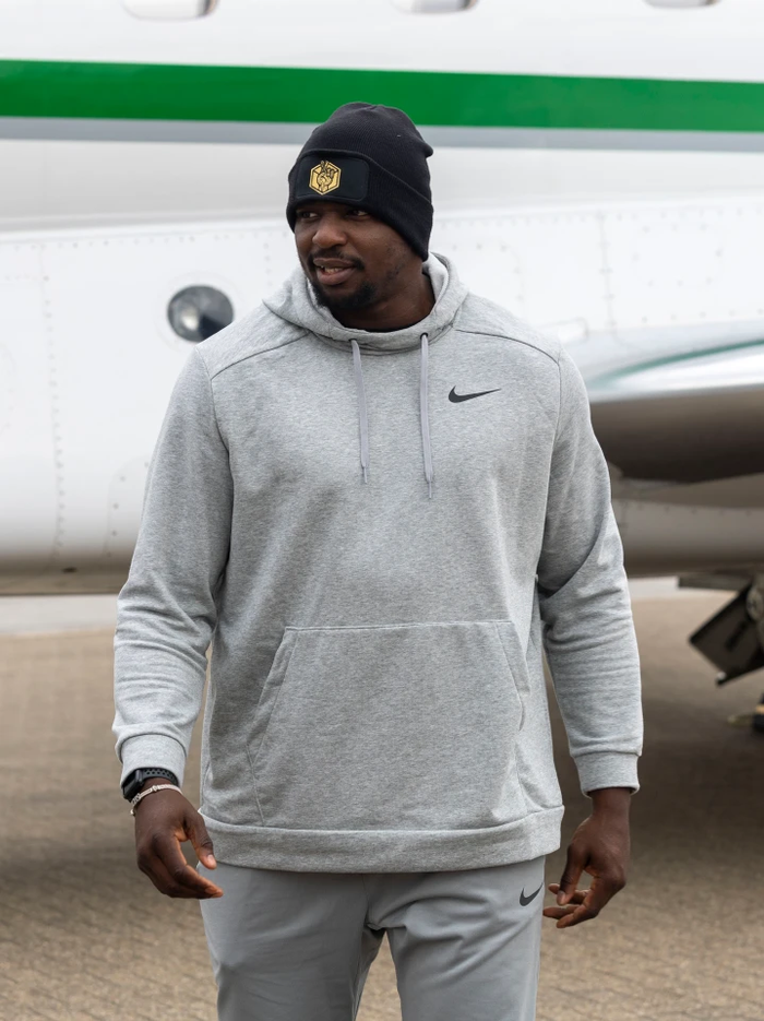 Dillian Whyte hạ cánh ở Anh sẵn sàng thượng đài với Tyson Fury.