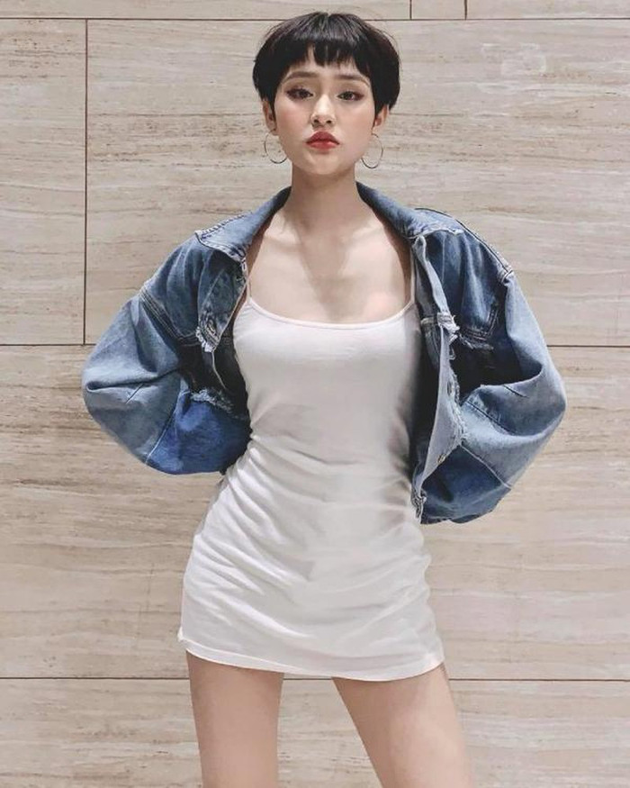 Dù đã lên tiếng xin lỗi, song nữ ca sĩ vẫn vấp phải nhiều lời chỉ trích.