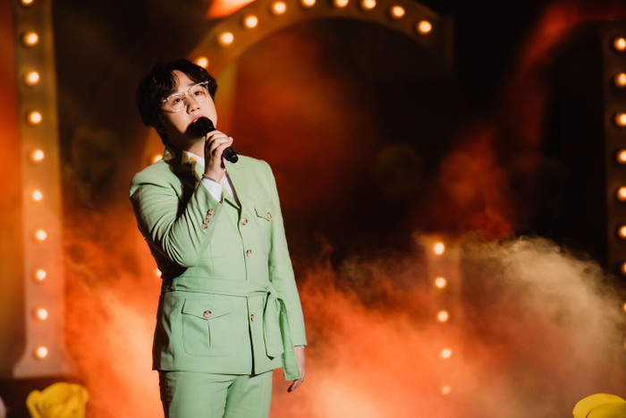 Trung Quân chính là ba cái tên cover lại ca khúc này rất thành công.