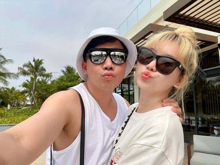 Có thể thấy, cặp đôi này đang tận hưởng cuộc sống hôn nhân hạnh phúc. 