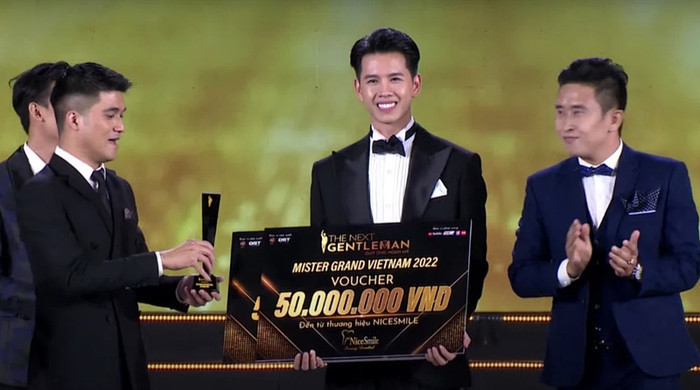 Á quân 2 - Minh Kha (đội huấn luyện viên Xuân Lan).