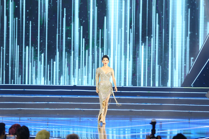 'Hốt 1 rổ sạn' chung kết Quý Ông Hoàn Mỹ: Dài lê thê, âm thanh tệ, hỏi đáp quá nhiều Ảnh 3