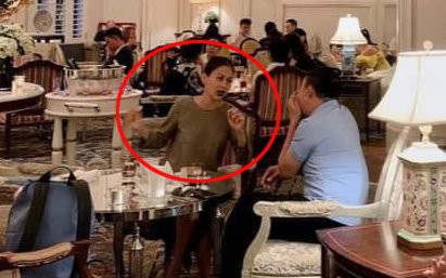 Xôn xao ảnh vợ cũ Huy Khánh 'đi đường quyền' giữa chốn đông người, đôi môi nhiễm chì chiếm trọn spotlight Ảnh 2