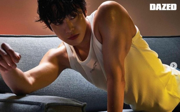 Hẹn Hò Chốn Công Sở: Kim Se Jeong mất liêm sỉ trước body 'cực mlem' của Ahn Hyo Seop Ảnh 2