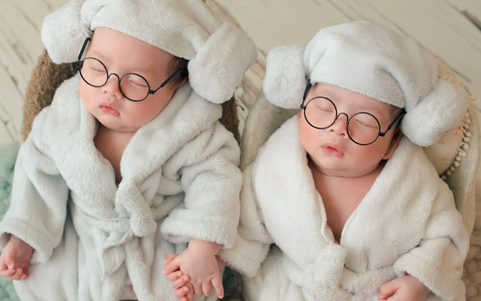 Những cặp song sinh đáng yêu của sao Việt khiến dân tình 'xỉu up, xỉu down' Ảnh 2