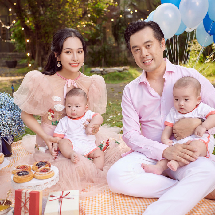 Những cặp song sinh đáng yêu của sao Việt khiến dân tình 'xỉu up, xỉu down' Ảnh 8