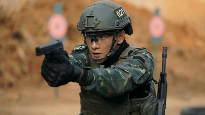 So kè diễn xuất của Dương Dương trong Thả Thí Thiên Hạ và Đặc Chiến Vinh Quang: Đều nhạt như nhau? Ảnh 5