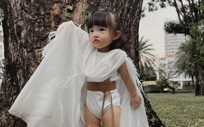 Đông Nhi bất ngờ bật mí con gái Winnie là 'trùm cuối' trong MV vừa ra mắt cùng siêu năng lực đặc biệt Ảnh 2