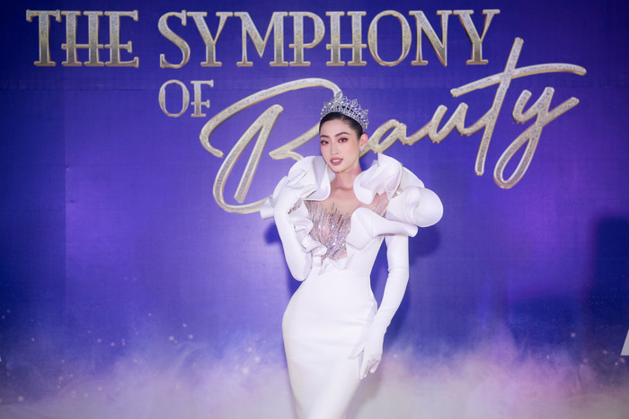 Đỗ Hà, Phương Anh, Ngọc Thảo bung lụa - Lương Thùy Linh áp đảo thí sinh Miss World VN trên thảm đỏ Ảnh 4