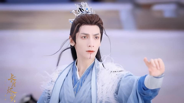 Lưu Diệc Phi - La Vân Hi được chọn làm 'tường thành cổ trang Trung Quốc': Ai xứng đáng nhất? Ảnh 15