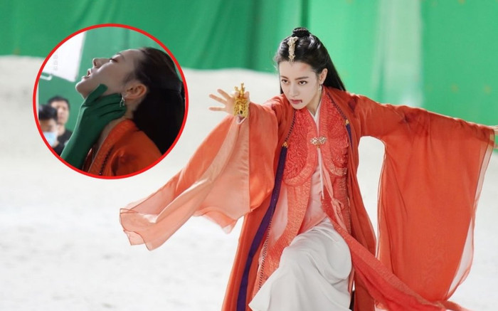 Ngự Giao Ký: Địch Lệ Nhiệt Ba ngoài đời thực, liệu có chuyên nghiệp như lời đồn? Ảnh 2