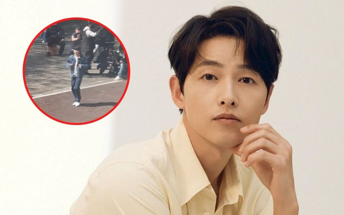 Song Joong Ki đáng yêu hết nấc với tạo hình 'good boy' trong hậu trường Cậu Út Nhà Tài Phiệt Ảnh 2