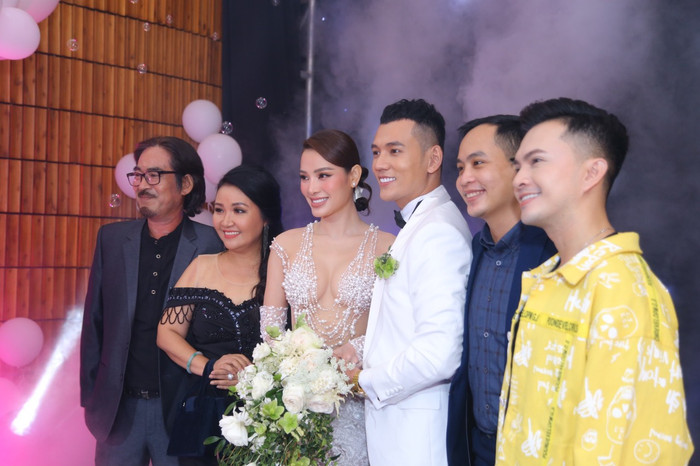 Tiết lộ mối quan hệ giữa Lý Bình và ba ruột con gái đầu lòng Phương Trinh Jolie Ảnh 1