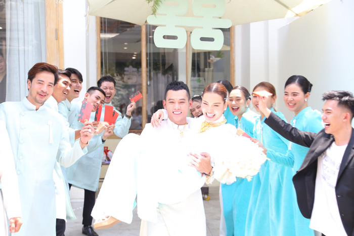 Rất nhiều lời chúc phúc đã được gửi đến Phương Trinh Jolie và Lý Bình trong ngày đám cưới diễn ra