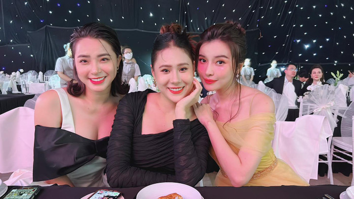 Hồ Bích Trâm và dàn người đẹp khi tham gia tiệc cưới của Phương Trinh Jolie và Lý Bình