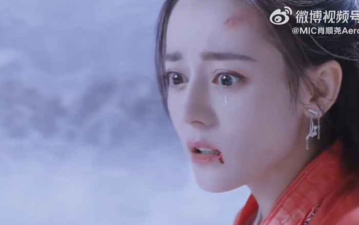 Ngự Giao Ký tập cuối: Cảnh khóc của Địch Lệ Nhiệt Ba khi nam phụ 'bay màu' khiến khán giả sởn da gà Ảnh 7