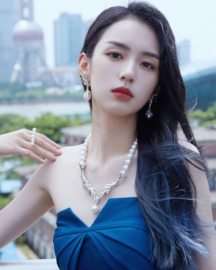 Rộ tin Dương Mịch và Lý Băng Băng hợp tác cùng nhau nâng đỡ Châu Dã, Triệu Lệ Dĩnh bị ra rìa? Ảnh 6