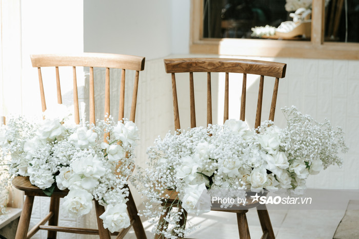 Những bó hoa được chuẩn bị ngay ngắn.