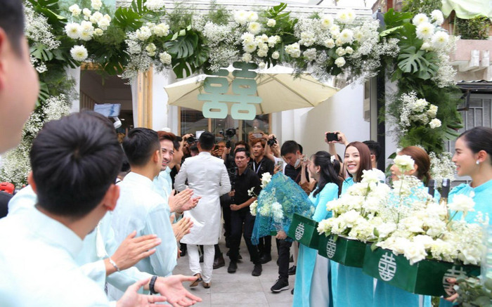 Ngắm dàn phù dâu - phù rể toàn 'cực phẩm' trong đám cưới Phương Trinh Jolie - Lý Bình Ảnh 2