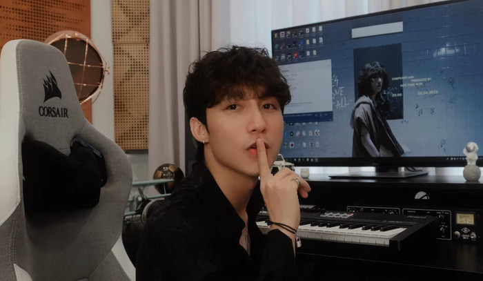 Trước clip giới thiệu 'nửa Tây nửa ta' tranh cãi, Sơn Tùng từng có với sân khấu bắn tiếng Anh mướt mượt Ảnh 4