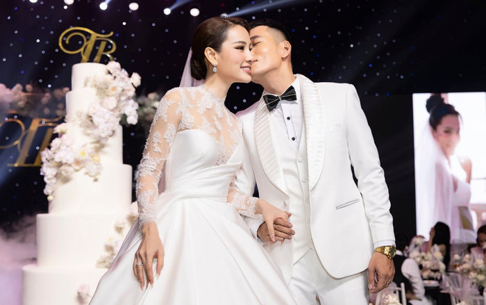 Lý Bình chia sẻ cảm xúc sau khi trở thành chồng Phương Trinh Jolie: 'Lâng lâng, hạnh phúc khó tả' Ảnh 2