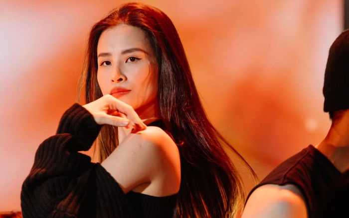 Nhan sắc của Đông Nhi qua những tấm ảnh chụp vội: Càng nhìn càng mê mẩn Ảnh 2