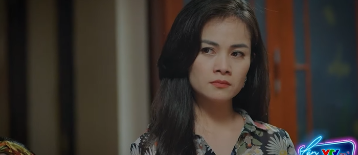 Thương Ngày Nắng Về: Khánh bị mẹ chồng tát vì 'mất dạy', bà Nga dằn mặt thông gia ngay chốn đông người Ảnh 7