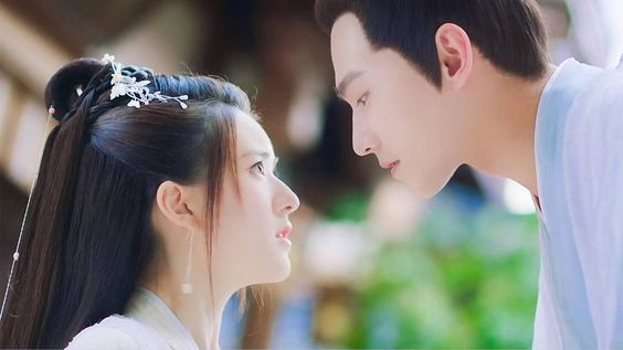 Thả Thí Thiên Hạ: Dương Dương bị phát hiện ôm eo tình tứ với Triệu Lộ Tư Ảnh 3