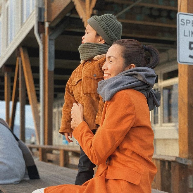 Mặc dù đã là dâu nhà hào môn nhưng mọi việc trong gia đình được đích thân Hà Tăng tự làm. 