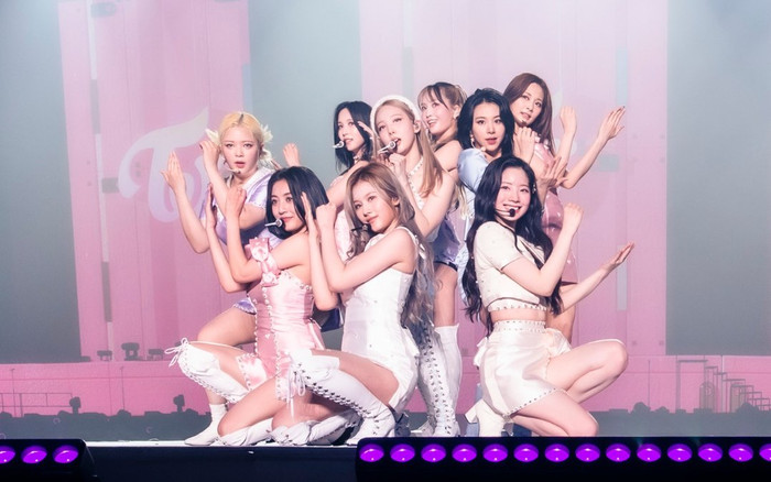 Hậu concert tưng bừng tại 'thánh địa' Tokyo Dome, một thành viên Twice xác nhận dương tính COVID-19 Ảnh 2