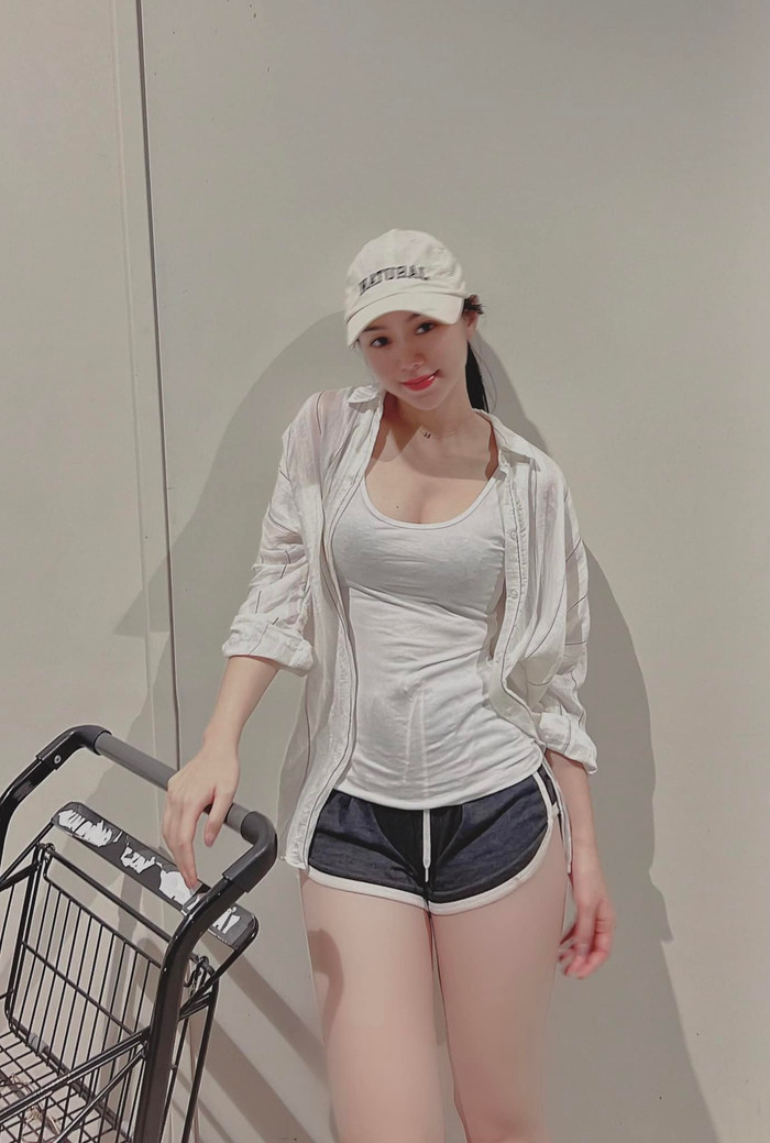 'Em gái mưa' bị ghét nhất màn ảnh Việt khoe mặt mộc đẹp không tì vết khiến netizen trầm trồ Ảnh 7