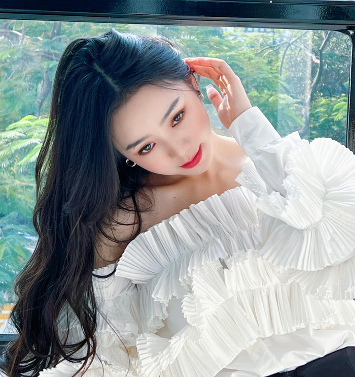 'Em gái mưa' bị ghét nhất màn ảnh Việt khoe mặt mộc đẹp không tì vết khiến netizen trầm trồ Ảnh 3