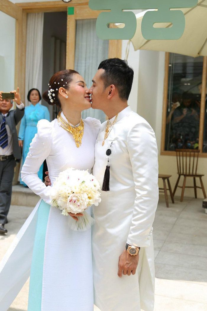 Bị nói làm màu tặng 10 cây vàng, bạn thân Phương Trinh Jolie: 'Có những thứ giá trị không định giá được' Ảnh 5