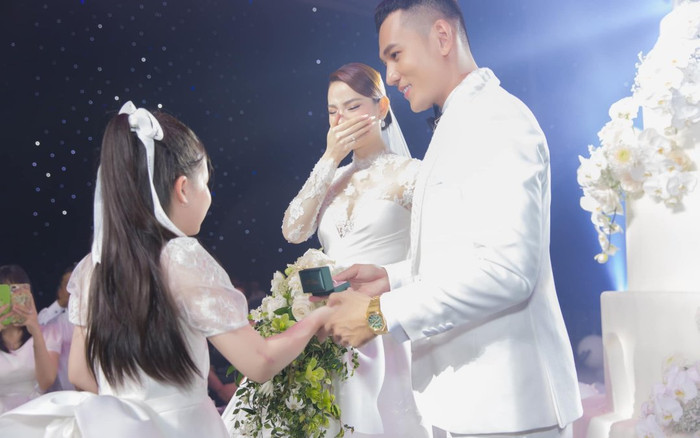 Những sao Việt âm thầm sinh con Ảnh 2