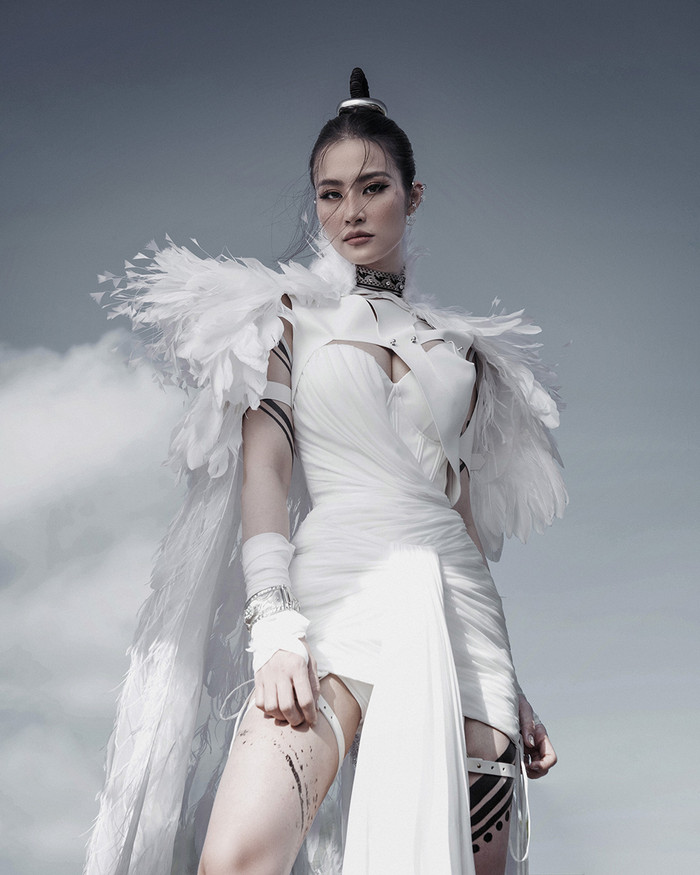 Tạo hình của Đông Nhi trong sản phẩm mới