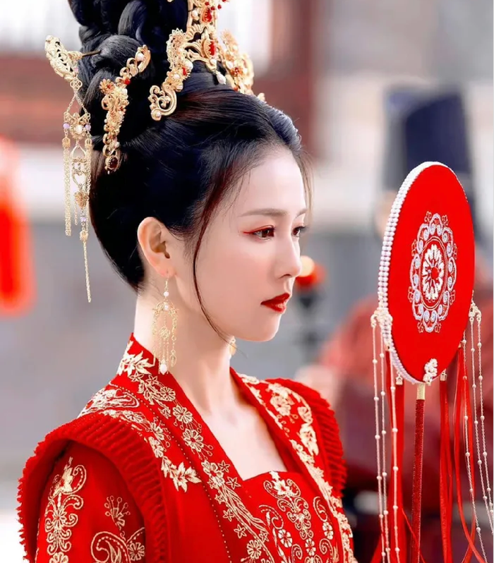 Thành công của Châu Sinh Như Cố đã giúp cô nàng có bước tiến dài trong sự nghiệp.