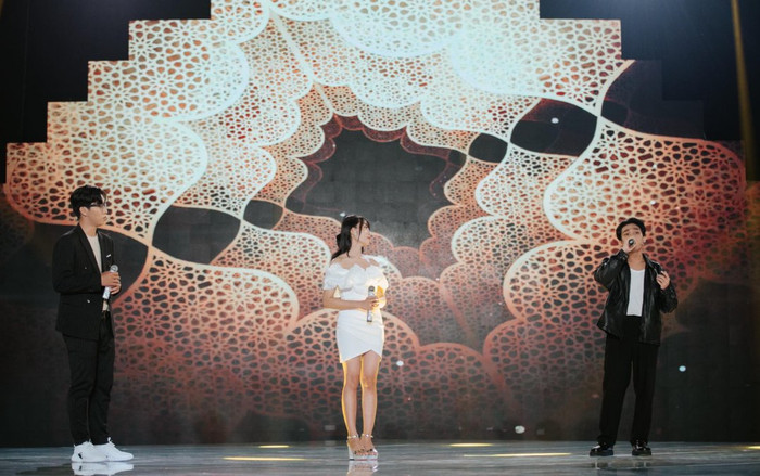 Các bạn trẻ bỏ lỡ nhau trên sân khấu Chân Ái, không ngại trao nhau cơ hội trước khi ra về Ảnh 2