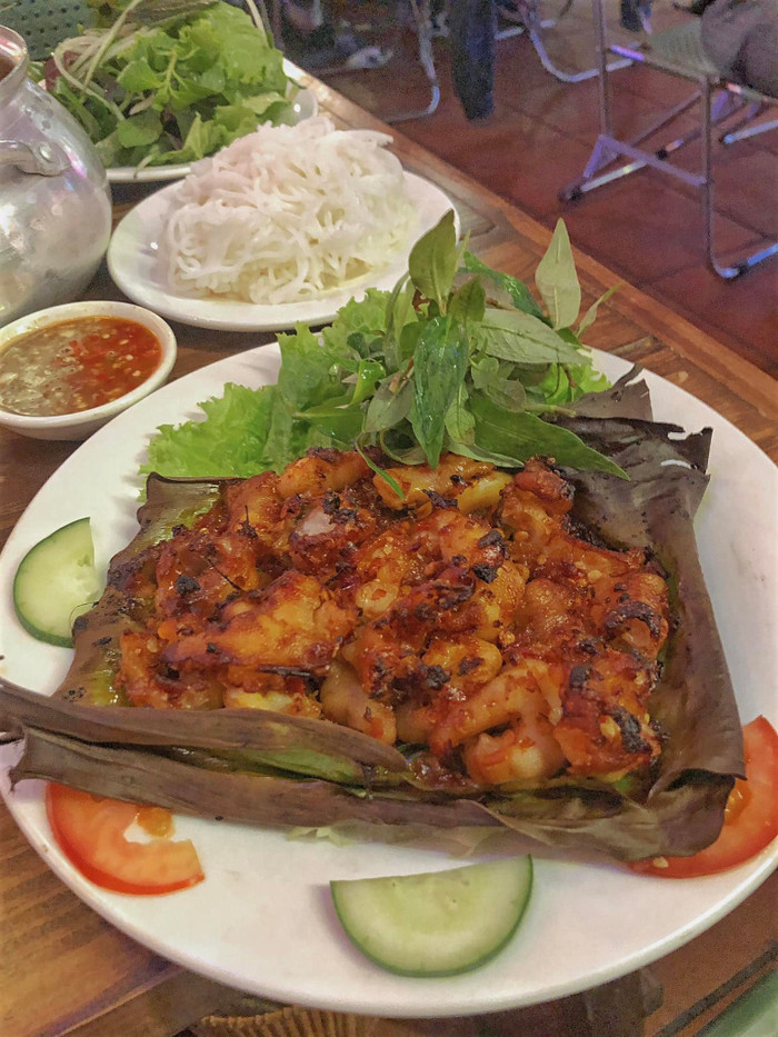 Món phá lấu khiến cô nàng 'cay xé mồm'. Ảnh: Thanh Vân.