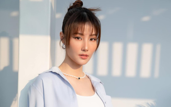 Nhan sắc 'cô dâu mới' Diễm My 9x: Diện mạo kiều diễm, thần thái tràn đầy sức sống Ảnh 2