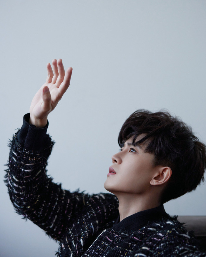 Học đòi Triệu Lệ Dĩnh và Nhiệt Ba chuyển mình, Nhậm Gia Luân bị netizen cản vội Ảnh 3