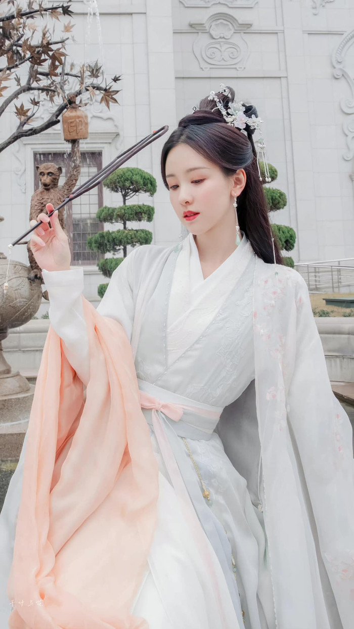 Tình địch Bạch Lộc được khen xinh nhưng nhạt trong tạo hình dân quốc, kém xa phiên bản cổ trang Ảnh 10