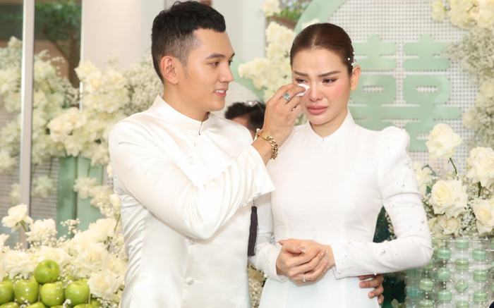 Sao Việt vướng 'tai bay vạ gió' sau khi kết hôn: Từ đi khách sạn trước lễ cưới cho đến yêu đồng giới Ảnh 2